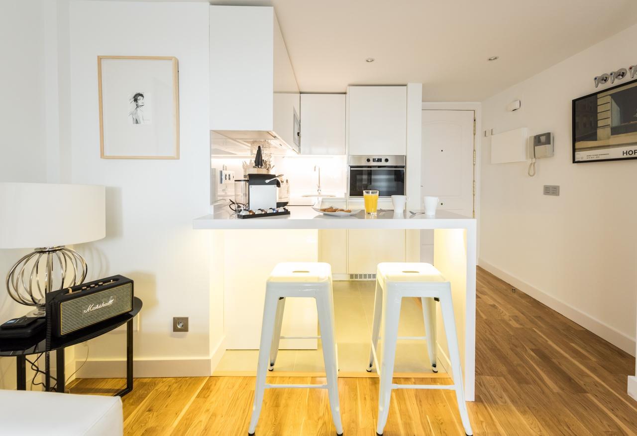 Latina Suite Madrid Eksteriør billede
