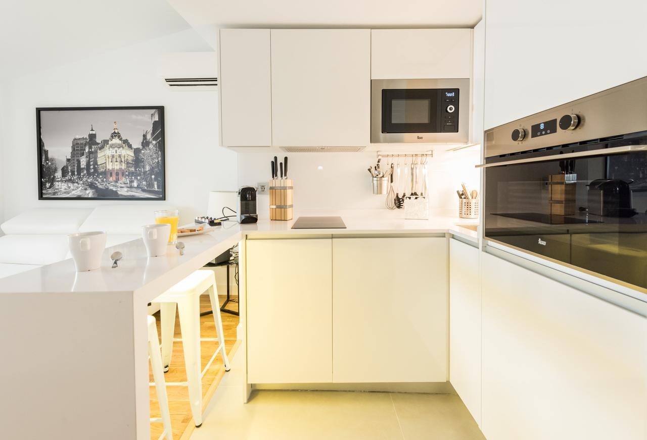Latina Suite Madrid Eksteriør billede