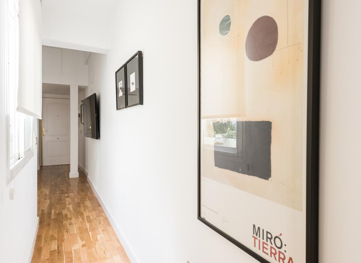 Latina Suite Madrid Eksteriør billede