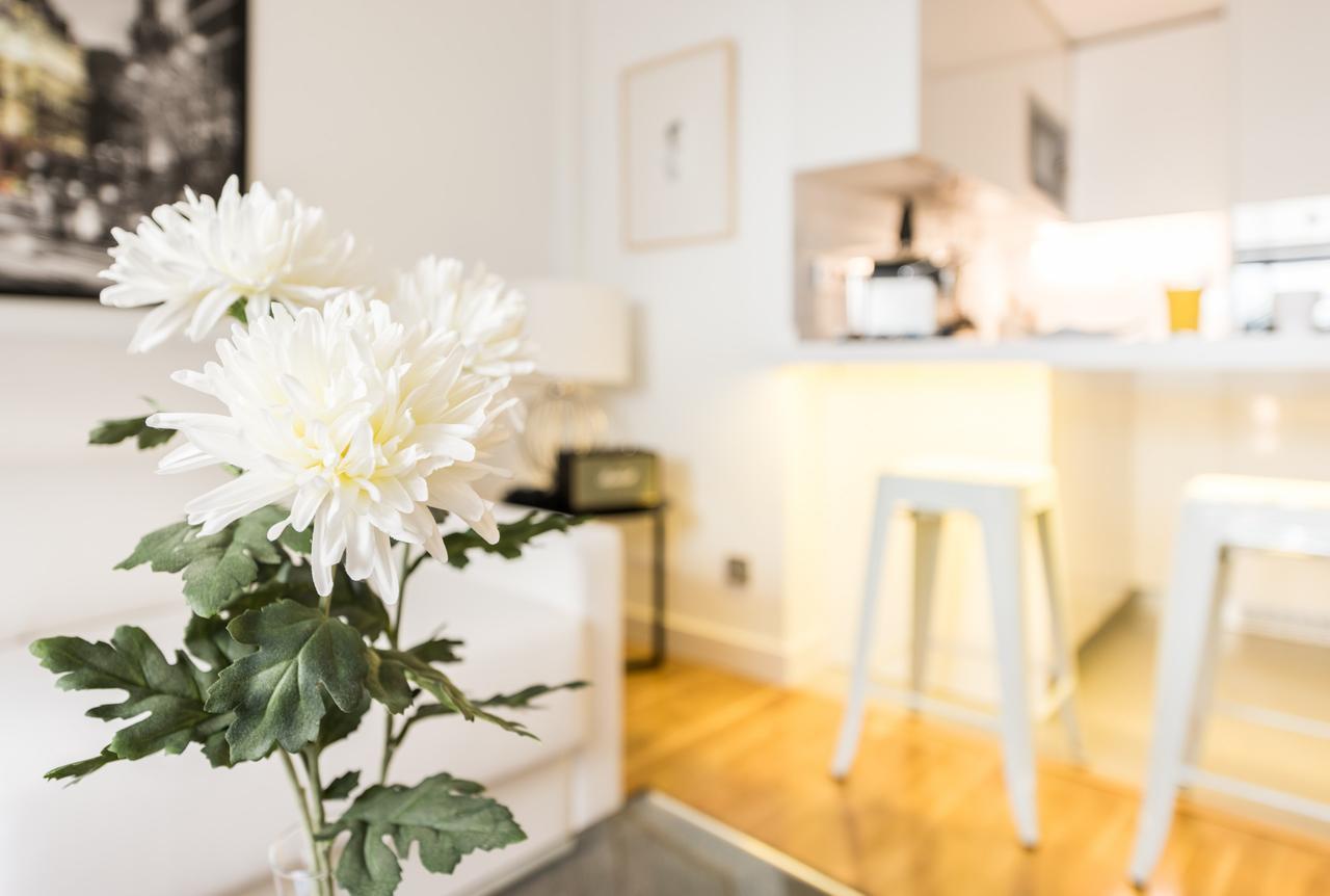 Latina Suite Madrid Eksteriør billede