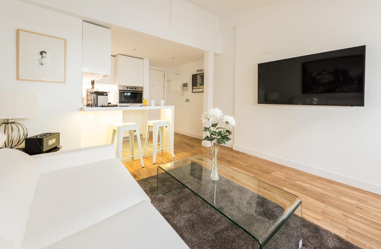 Latina Suite Madrid Eksteriør billede