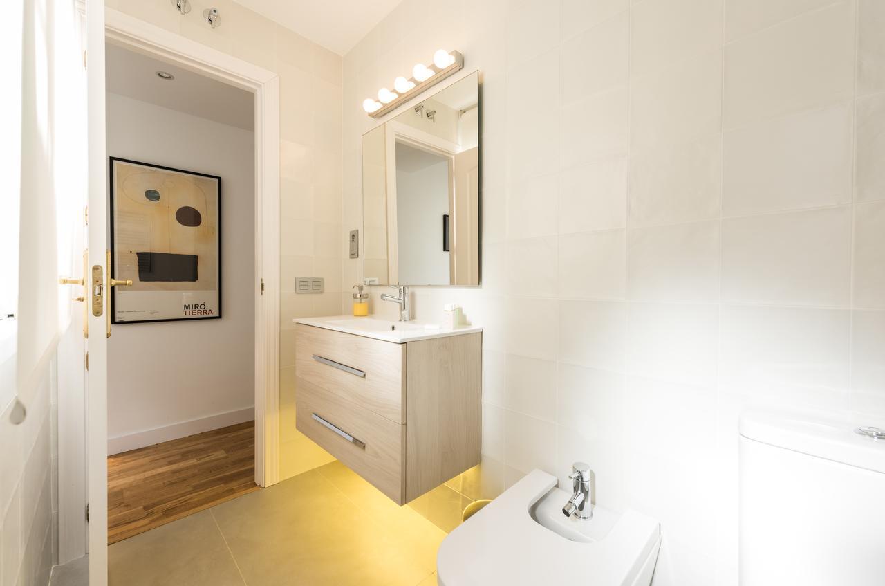 Latina Suite Madrid Værelse billede